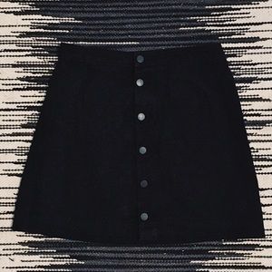 American Apparel 🇺🇸 button front denim skirt